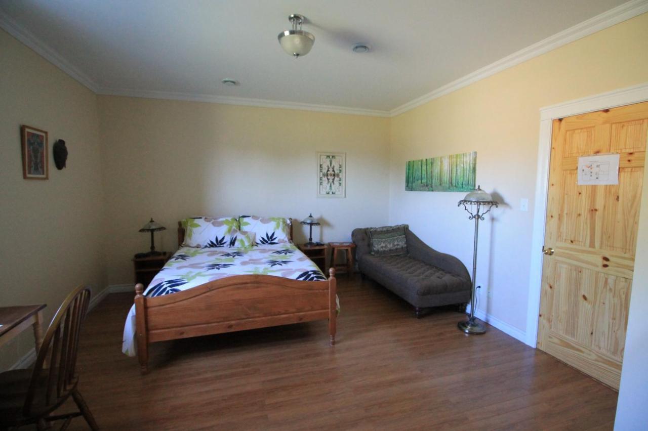 The Fiddle And The Sea Bed And Breakfast Port Hood ภายนอก รูปภาพ
