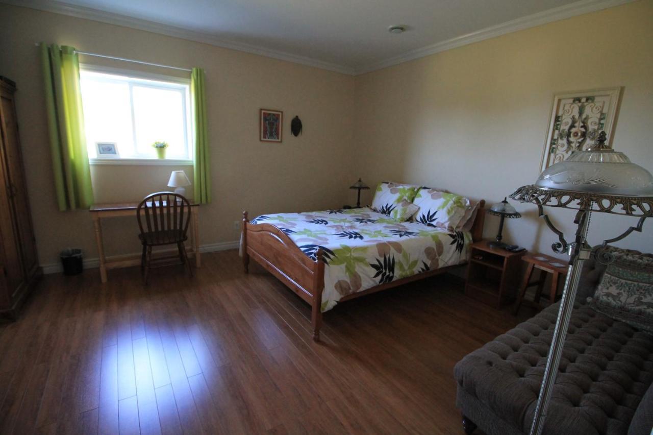 The Fiddle And The Sea Bed And Breakfast Port Hood ภายนอก รูปภาพ
