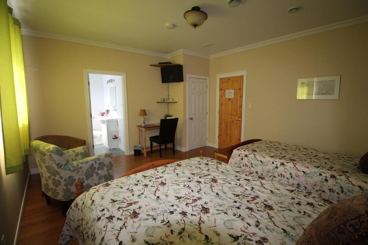 The Fiddle And The Sea Bed And Breakfast Port Hood ภายนอก รูปภาพ